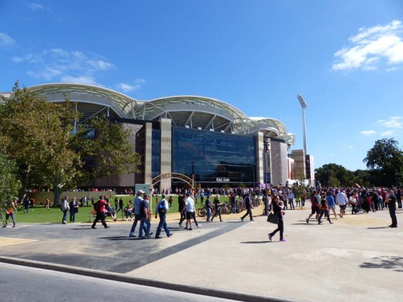 Adelaide: City, Adelaide Hills Villages, and Hahndorf Tour - Key Points