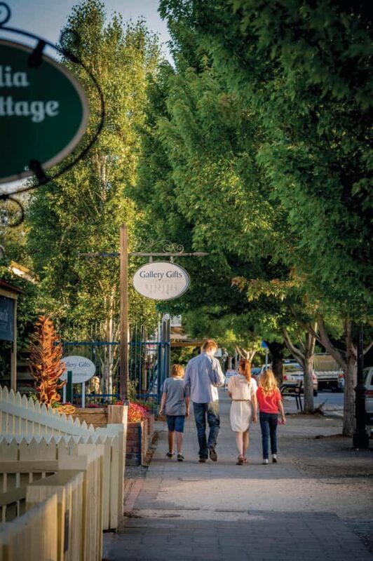 Adelaide Hills & Hahndorf: Hop-On Hop-Off Tour - An In-Depth Look at the Itinerary and Experience