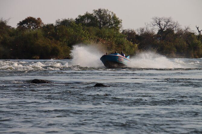 Adrenaline Jet Boat Safari in Victoria Falls - An In-Depth Look at the Victoria Falls Jet Boat Safari