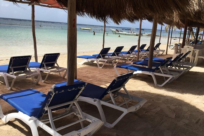 ADULTS GOLD A day at the beach at Los Arrecifes Restaurant-Open Bar And Massage. - Authentic Experiences & Authenticity