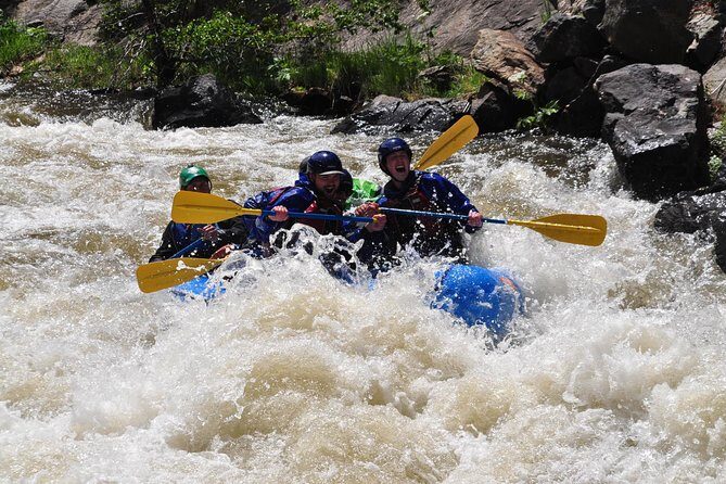 Advanced Whitewater Rafting in Clear Creek Canyon near Denver - An In-Depth Look at the Whitewater Adventure