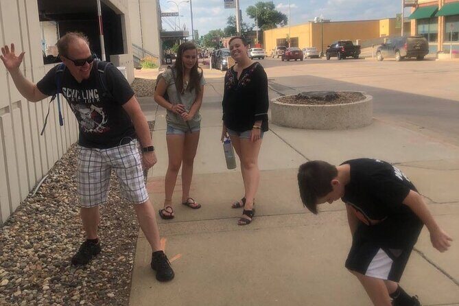 Adventurous Scavenger Hunt in Arlington by Zombie Scavengers - Key Points