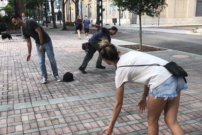 Adventurous Scavenger Hunt in Burbank by Zombie Scavengers - Who Is This Tour Best For?