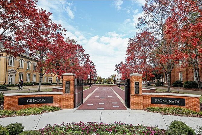 Adventurous Walking Tour of University of Alabama - Key Points
