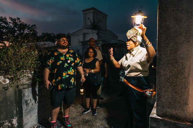After-Dark Historical Night Tour of St. Louis Cemetery No. 1 - The Experience: A Step-by-Step Breakdown