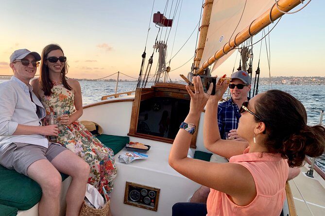 Afternoon Sail On A Charming Vintage Yacht Beer &. Wine Included - Detailed Itinerary Breakdown