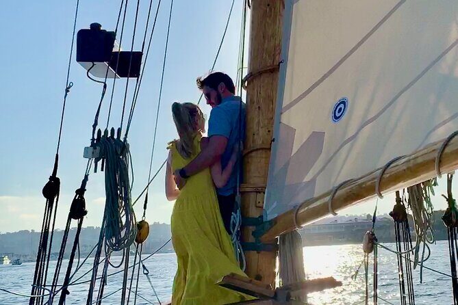 Afternoon Sail On A Charming Vintage Yacht Beer &. Wine Included - Who Should Book This Tour?