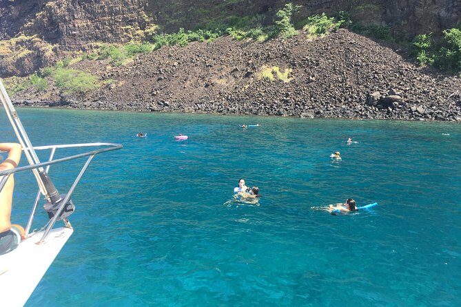 Afternoon Sail & Snorkel to the Captain Cook Monument - Setting Sail from Keauhou Bay