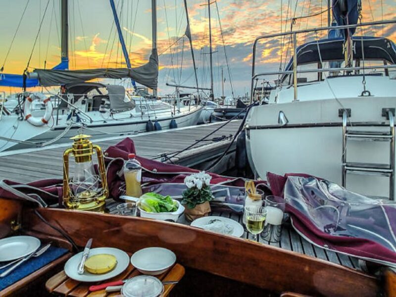 Agadir: Private Sunset Boat Tour with Light dinner - Who Should Consider This Tour?