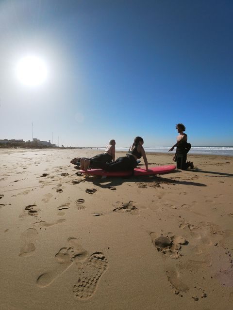 Agadir: Surfing Lessons - Exploring the Surfing Experience in Agadir