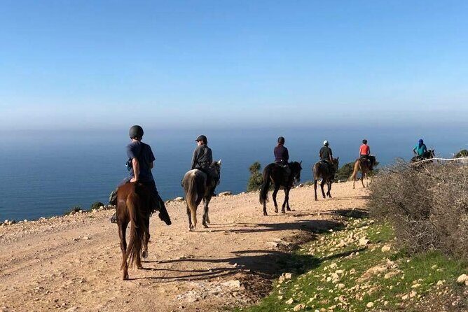 Agadir/Taghazout Horse Ride on the beach - Sunset Magic and Scenic Views