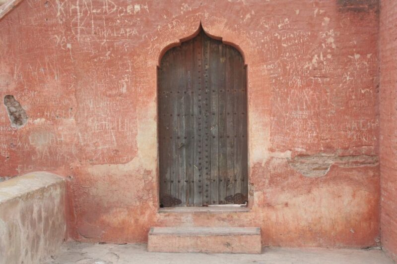 Agadir To Marrakech Day Trip With Amazing Tour Guide - Who Should Consider This Trip