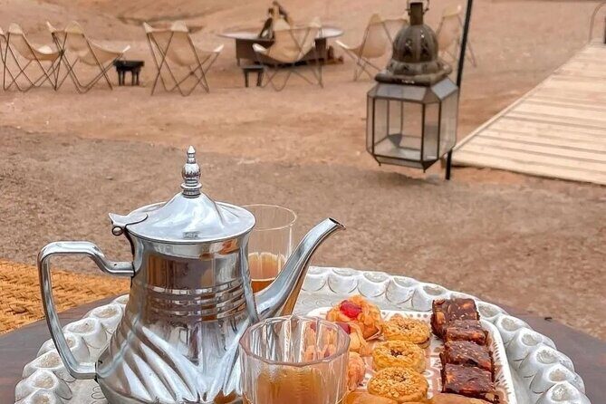 Agafay Desert dinner & camel ride with show - Exploring the Agafay Desert Dinner & Camel Ride with Show