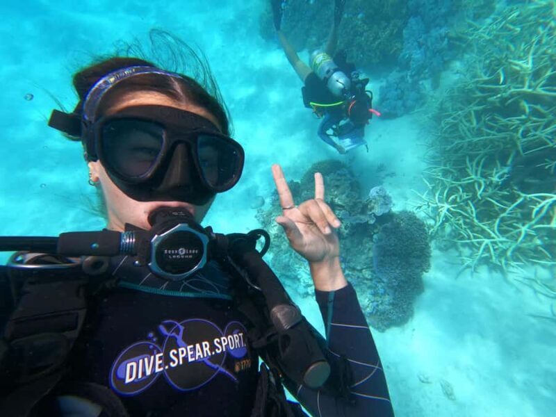 Agnes/1770: Southern Great Barrier Reef Scuba Diving Trip - Logistics and Practicalities