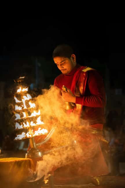 Agra: 5-Day Train Trip to Varanasi, Ayodhya, & Prayagraj - A Practical Guide to the 5-Day Train Journey