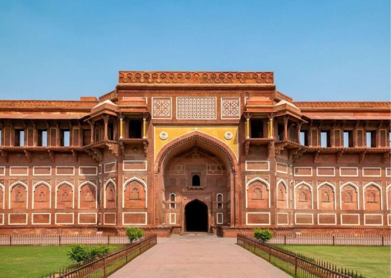 Agra: Agra Fort Skip-the-line ticket with Full Guided Tour - The Itinerary: What to Expect Inside Agra Fort