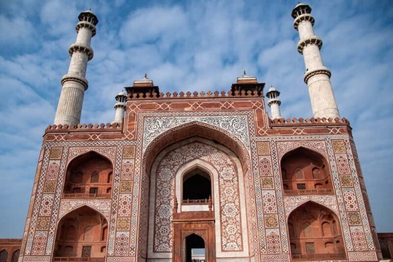 Agra: Day Tour to Tomb of Akbar, Baby Taj, Mehtab and more - FAQ
