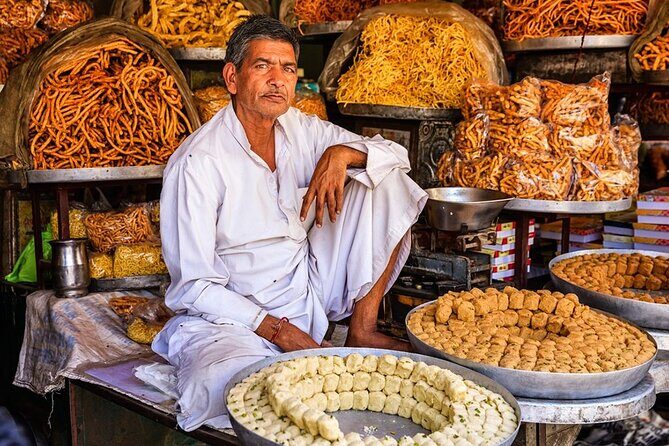 Agra Food Walk - The Guided Experience: Knowledge and Local Stories