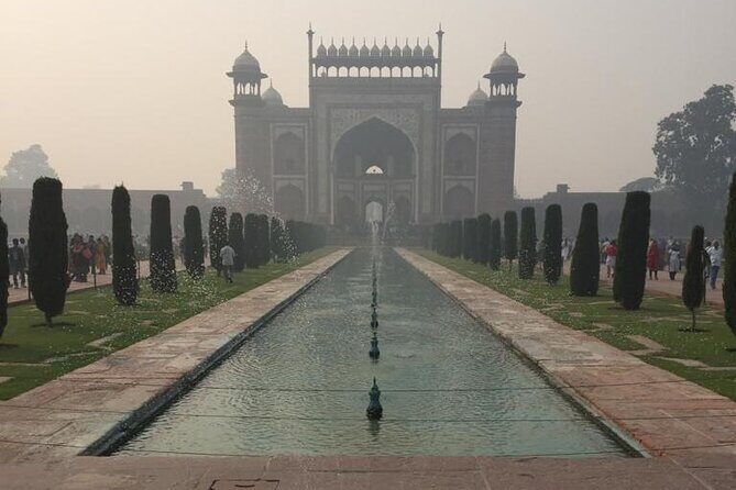 Agra Overnight Tour With 5 Star Hotel - All Inclusive - Authentic Experiences and Unique Touches