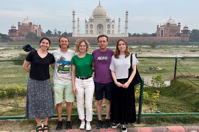 Agra Private Day Tour with Guide and Transportation - Who Should Consider This Tour?
