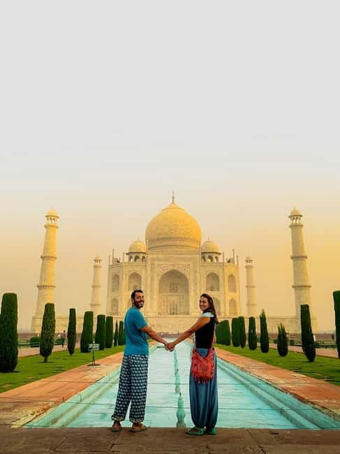 Agra: Private Sightseeing Half-Day Tour with Guide by Car - Practical Tips for Travelers