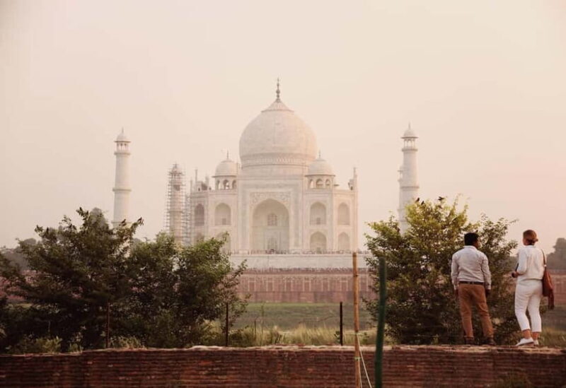 Agra: Private Taj Mahal and Agra Fort Skip-the-Line Tour - An Introduction to the Tour Experience