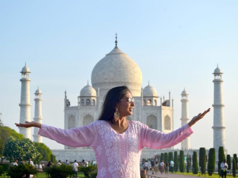 Agra: Private Taj Mahal Photoshoot with Entry Ticket - Key Points