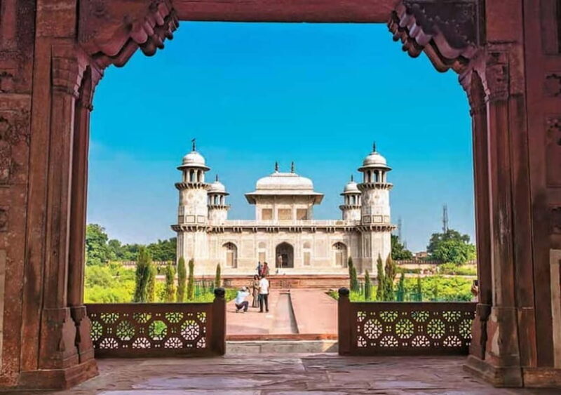 Agra: Private Tour Guide in Agra - 8 Hours - An In-Depth Look at This Agra Tour