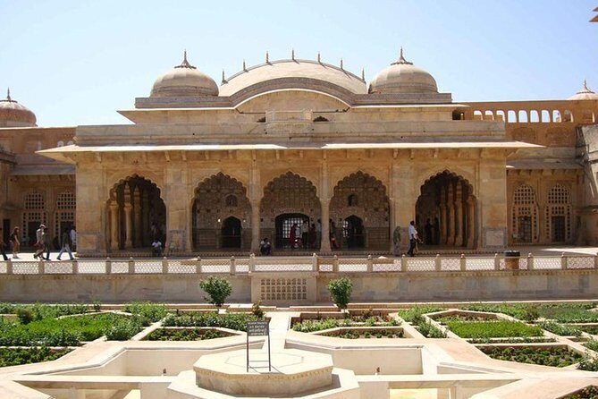 Agra: Skip the Line Taj Mahal and Agra Fort Private Tour - The Sum Up