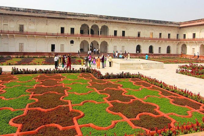 Agra: Street Food and Walk Tour with Spice Market by Tuk-Tuk - Who Is This Tour Best For?