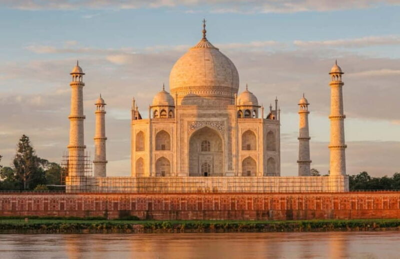 Agra: Taj Mahal, Agra Fort & Elephant Rescue Centre Tour - The Sum Up