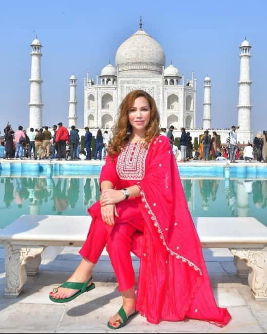 Agra: Taj Mahal & Agra Fort Tour in Traditional Attire - An Overview of What You Can Expect