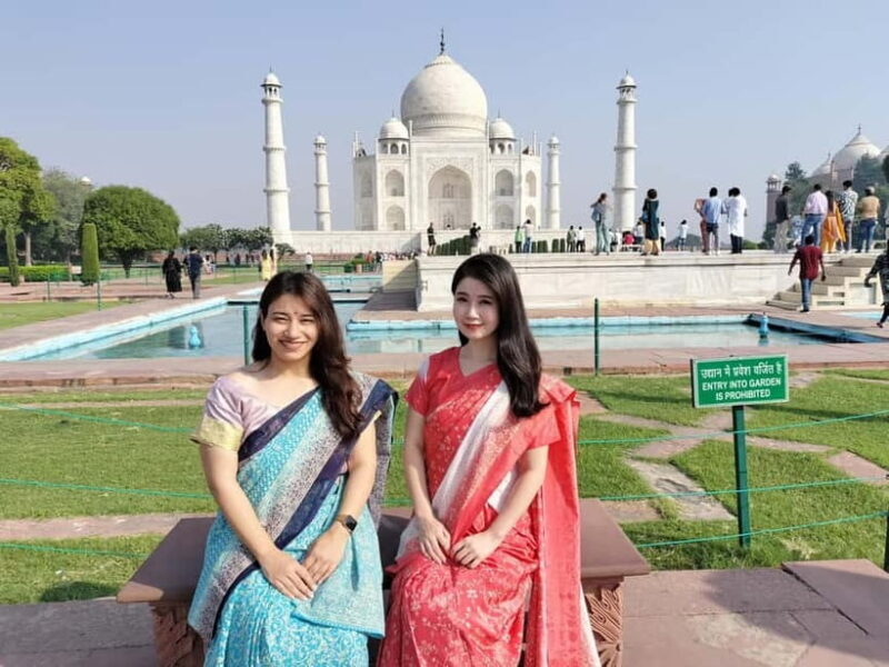 Agra: Taj Mahal & Agra Fort Tour in Traditional Attire - The Authenticity of the Experience