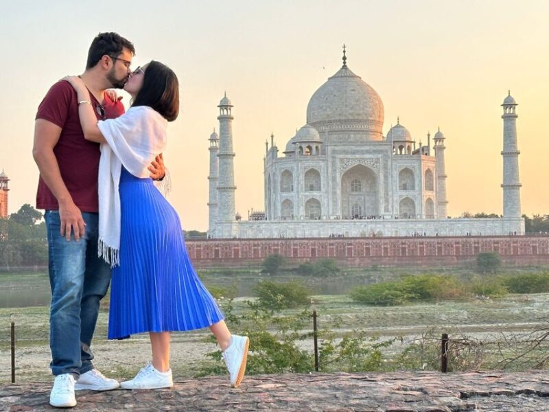 Agra: Taj Mahal and Mausoleum Guided Tour with Skip-the-Line - The Sum Up: Who Is This Tour Best For?