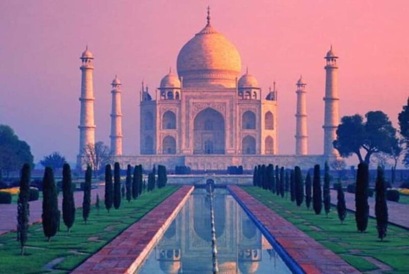 Agra: Taj Mahal Guided Tour with Skip the Line - Introduction and First Impressions