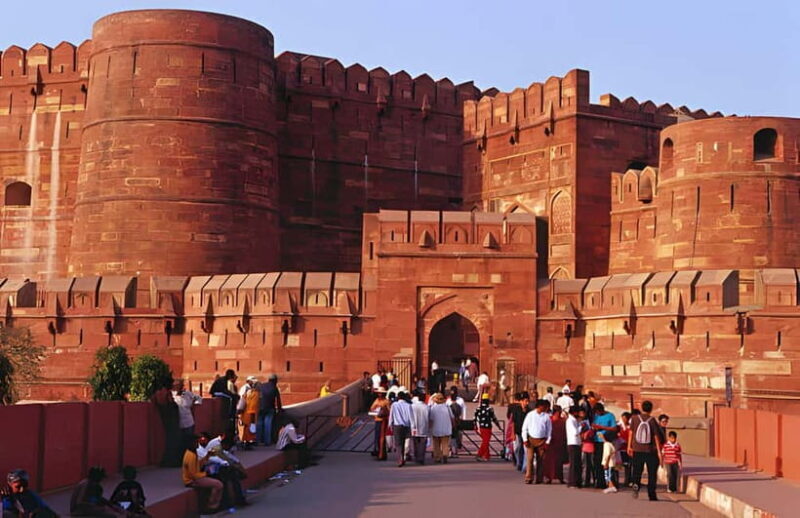 Agra: Taj Mahal Guided Tour with Skip The Line - Key Points