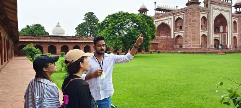 Agra: Taj Mahal Skip-the-Line & Agra Fort Private Day Tour - Additional Details to Consider