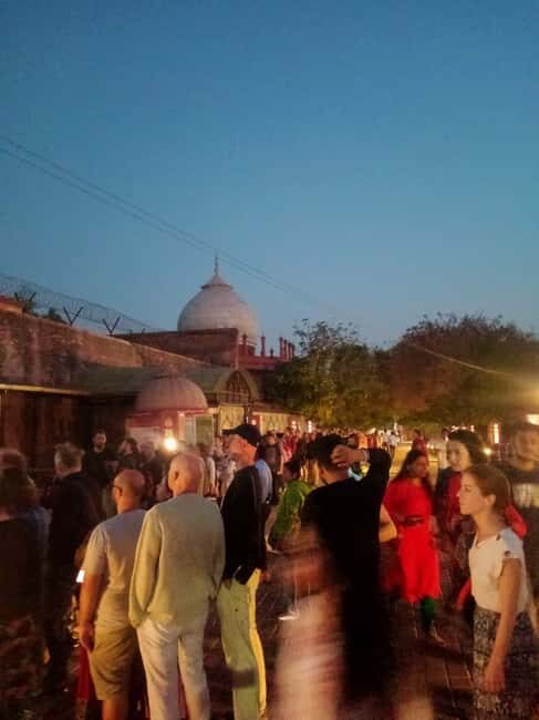 Agra Taj Mahal Tour Skip The Line Guided Tour - Exploring the Agra Taj Mahal Tour with Skip-The-Line Guided Access