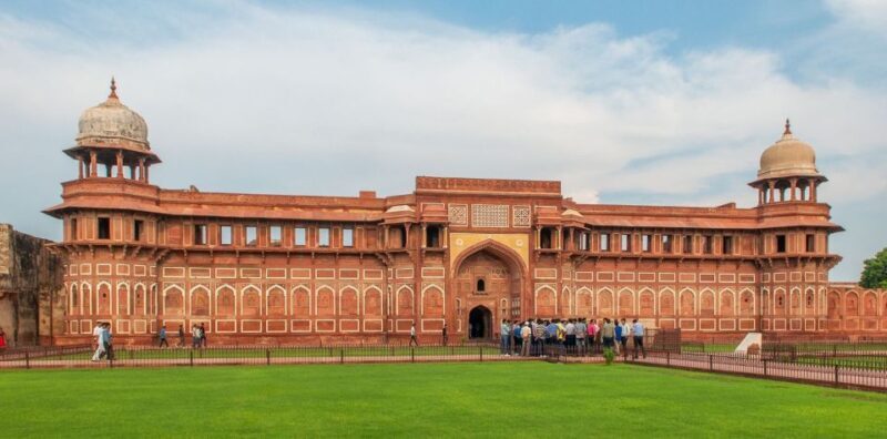 Agra: Taj Mahal Tour With Traditional Indian Dress - FAQ