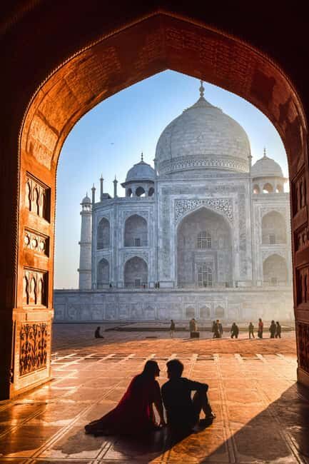 Agra: Taj Mahal Walking Tour with Skip the Line Ticket - Authenticity and Traveler Experience