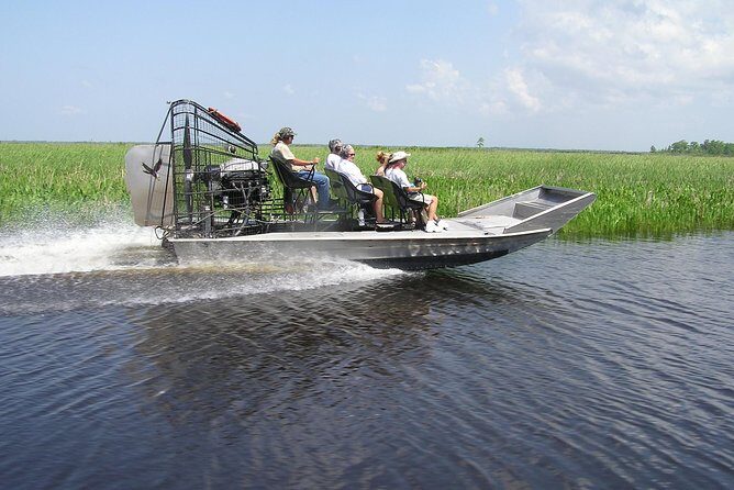Airboat and Plantations Tour with Gourmet Lunch from New Orleans - The Allure of Louisiana in One Day