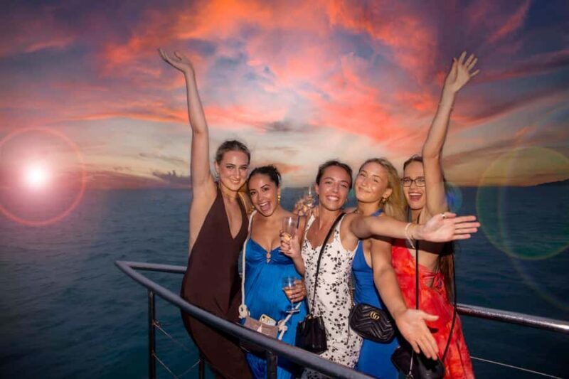 Airlie Beach: 2-Hour Sunset Cruise with Sparkling Wine - What Is the Experience Like?
