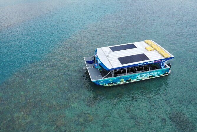 Airlie Beach Glass Bottom Boat Tour - A Practical Look at What This Tour Offers