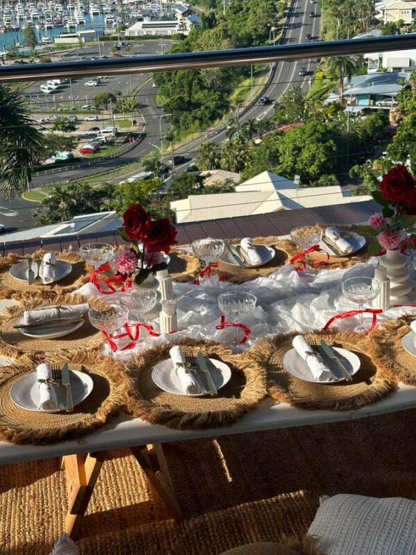 Airlie Beach - Luxurious pop up picnic at Headlands Park - Who Should Consider This Experience?