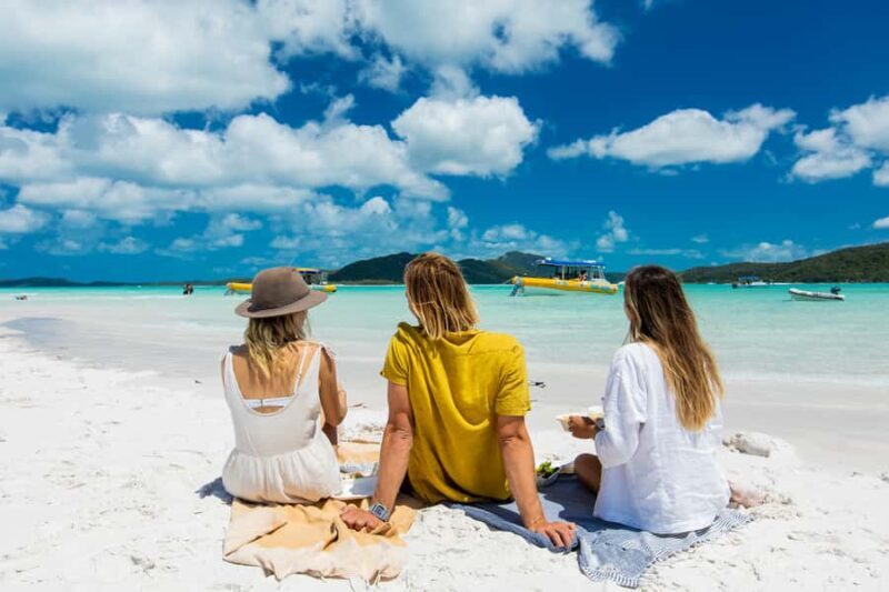 Airlie Beach: Snorkel, Hill Inlet Lookout & Whitehaven Beach - FAQ