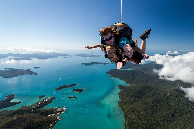 Airlie Beach Tandem Skydive Over the Whitsunday Islands - The Experience: What to Expect