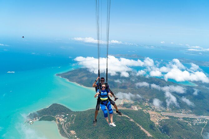 Airlie Beach Tandem Skydive Over the Whitsunday Islands - FAQ