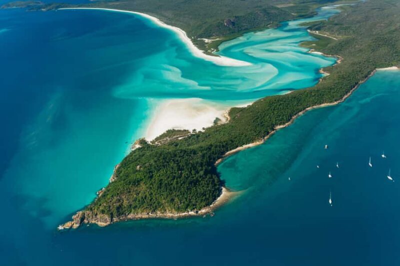 Airlie Beach: Whitsundays & Heart Reef Scenic Flight - First Impressions: Is this Scenic Flight Worth It?