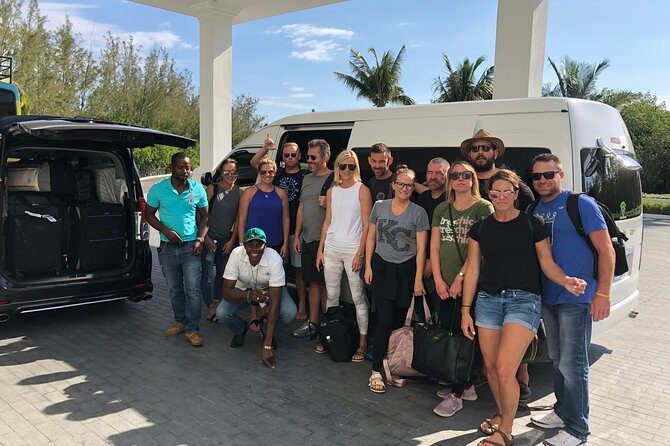 Airport MBJ Round Trip Transfer to Ocho Rios Airbnb Home, Resorts - Key Points
