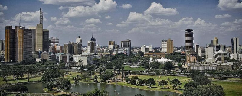 Airport Pickup and City Highlights Walking Guided Tour - Who Should Consider This Tour?
